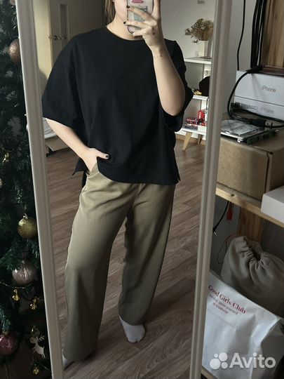 Брюки бежевые