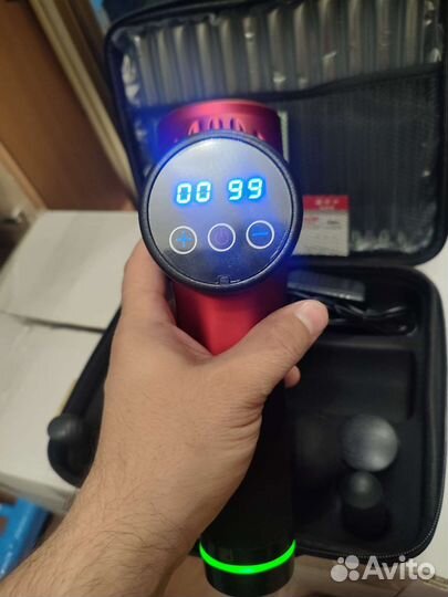 Массажный перкуссионный пистолет