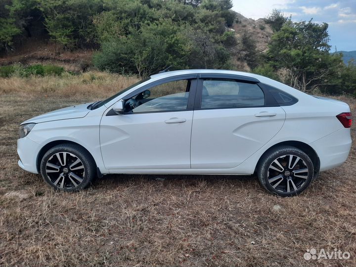 LADA Vesta 1.6 МТ, 2015, 186 000 км