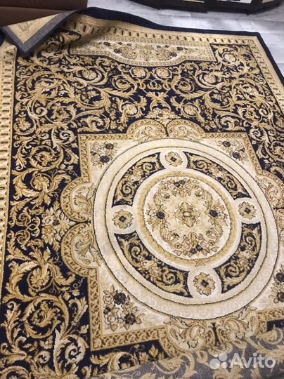 Ковер шерстяной