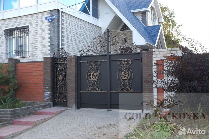 Кованные ворота под ключ