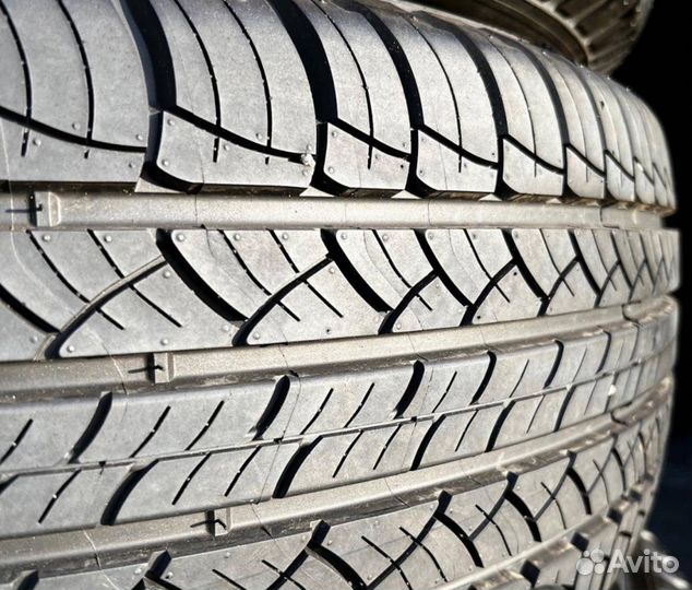 Michelin Latitude Tour HP 265/60 R18