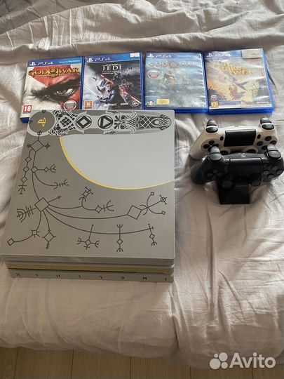 Продам PS 4 pro на 1тб