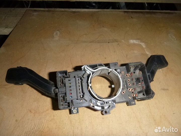 Переключатель подрулевой в сборе audi allroad quat