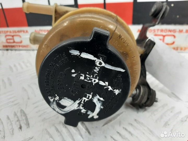 Бачок гидроусилителя Toyota Camry XV30 рест. 2006