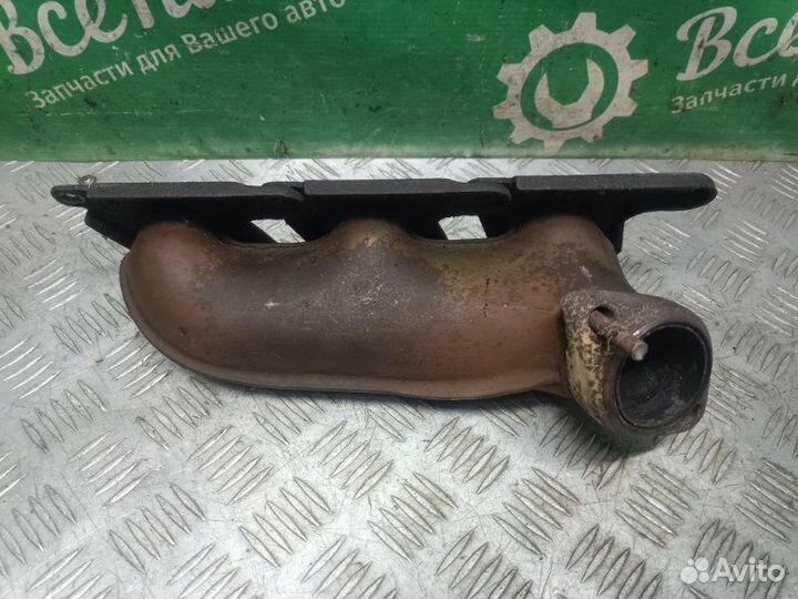 Выпускной коллектор Mercedes-Benz W 204 седан 2008