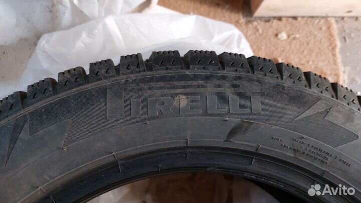 Pirelli Ice Zero 205/55 R16