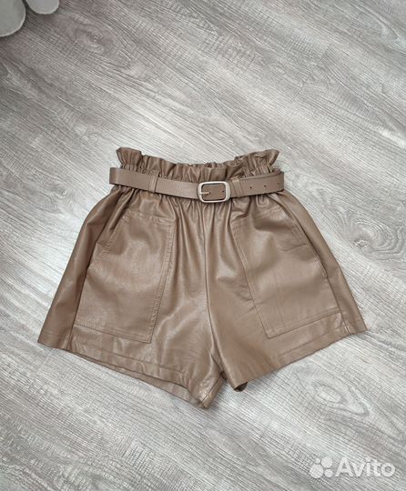 Кожаные шорты 44-46