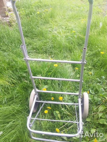 Ручная или садовая тележка