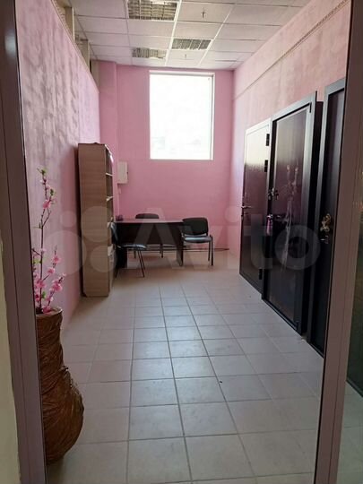 Торговая площадь, 16 м²