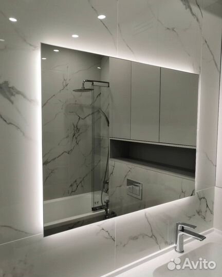 Зеркало с диодной подсветкой в ванную Gwen