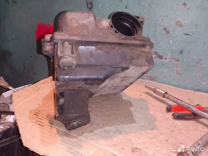 Корпус воздушного фильтра Ваз 2107 инжектор