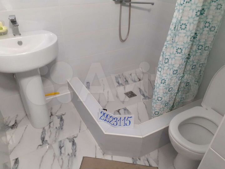 2-к. квартира, 80 м², 13/16 эт.