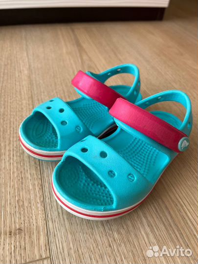 Сандали crocs c6
