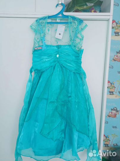 Нарядное платье