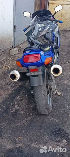 Продам мотоцикл kawasaki ZZR400-2