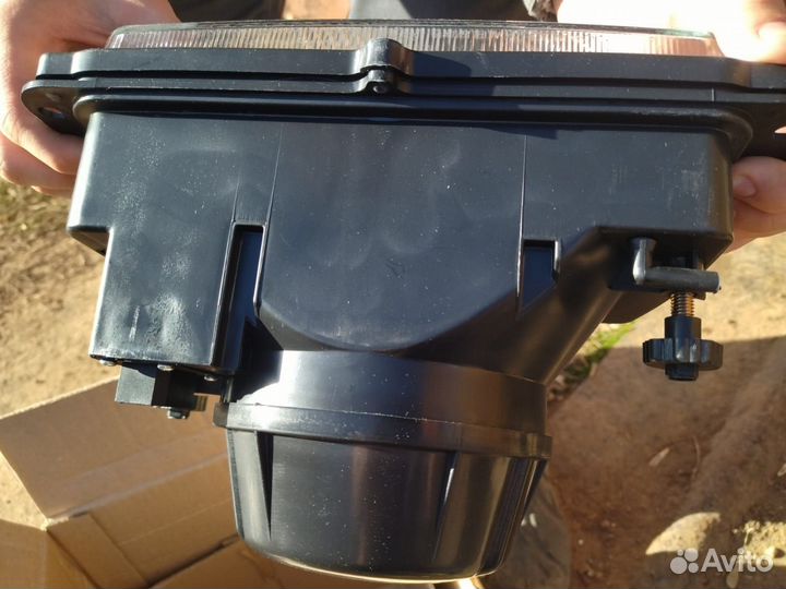 Фары на KAMAZ передние, основные ближний+дальний