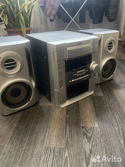 Музыкальный центр sony