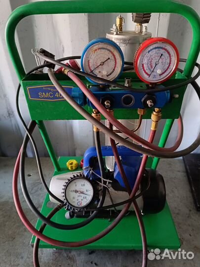 SMC 401-1C Станция с зарядной колбой для кондицион