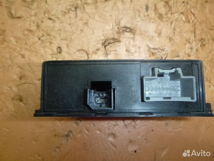 Блок электронный opel astra J 2010