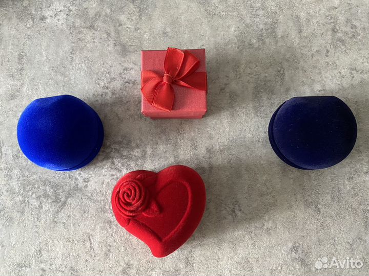 Футляры для ювелирных изделий подарочные