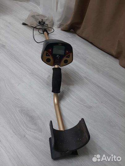 Металлоискатель Fisher F2