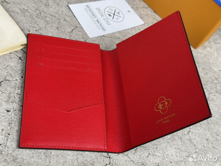 Обложка на паспорт Louis Vuitton