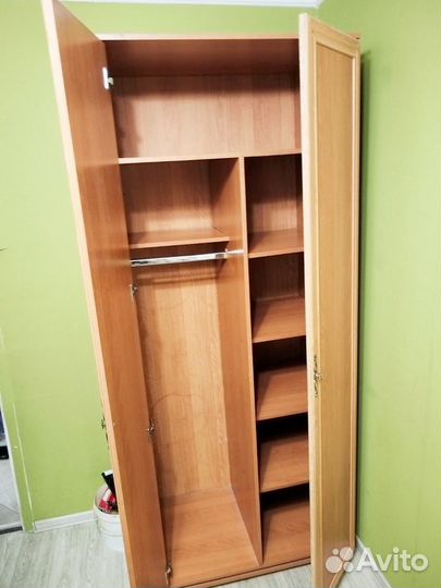 Шкаф распашной бу