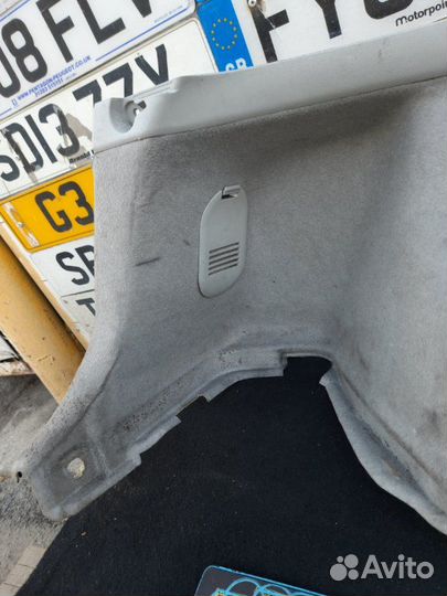 Обшивка багажника левая Toyota Prius ZVW30 2ZR-FXE