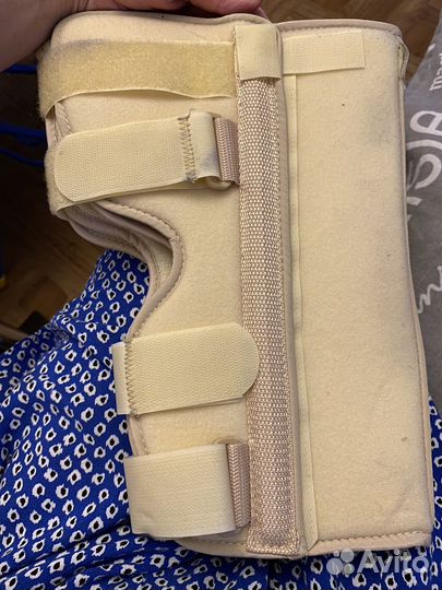 Ортез на коленный сустав. Бандаж. Тутор