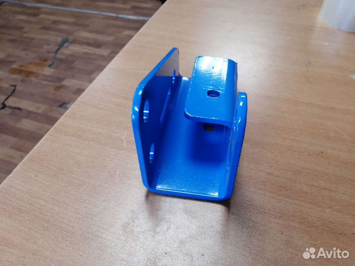 Кронштейн крепления сошника мб Каскад, нева