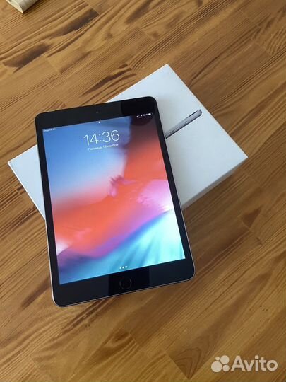 Apple iPad mini wi fi cellular 16 gb a1600