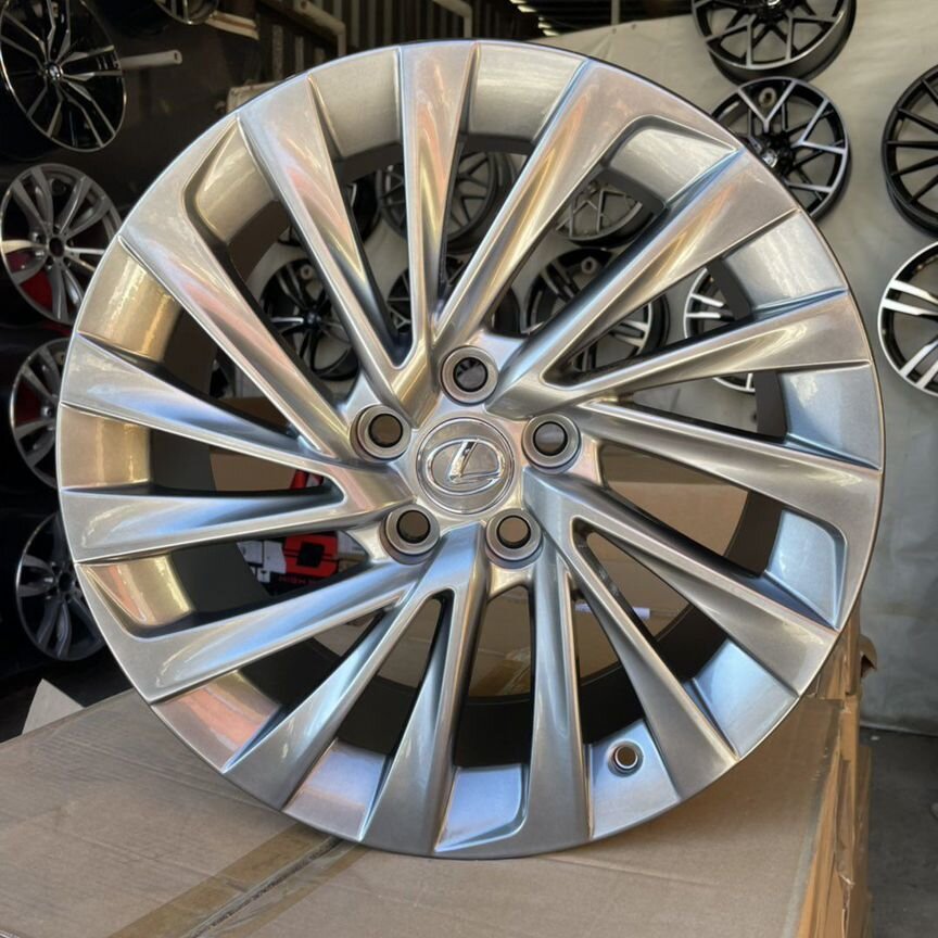 Литые диски Lexus 8×R18 5×114.3