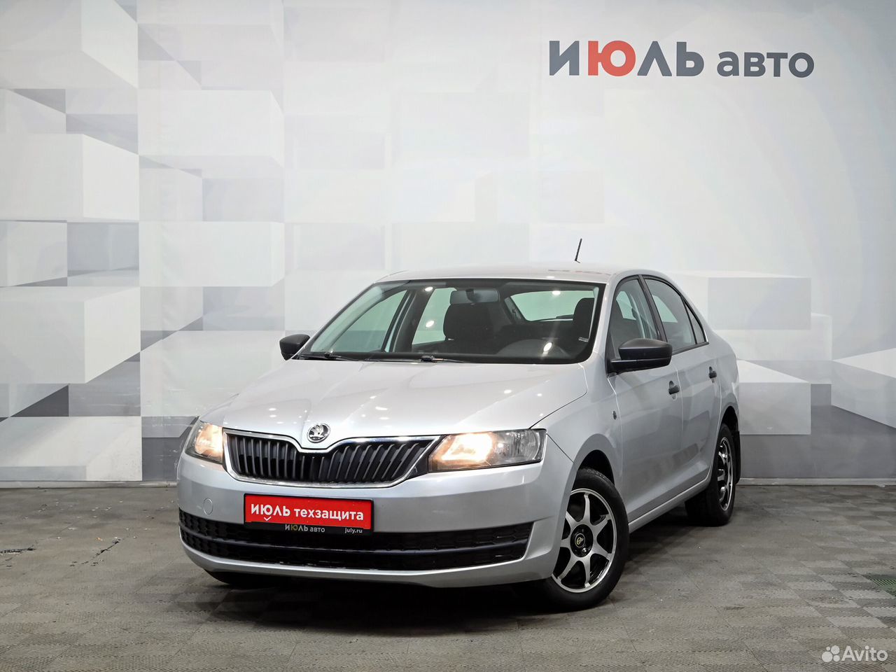 Skoda Rapid 1.6 AT, 2017, 189 893 км