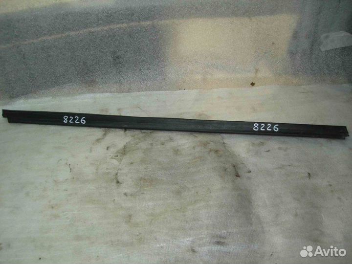 Уплотнитель Audi A6 C5 1997-2004