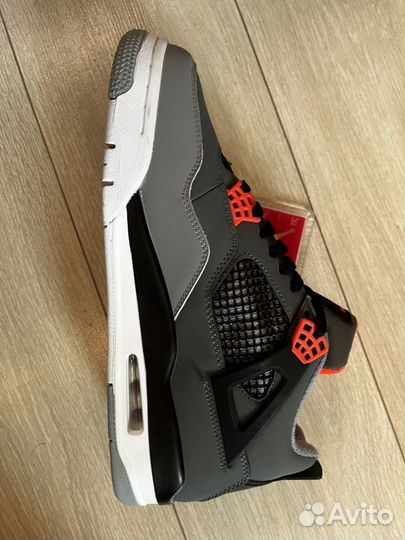 Кроссовки Nike Air Jordan 4 retro