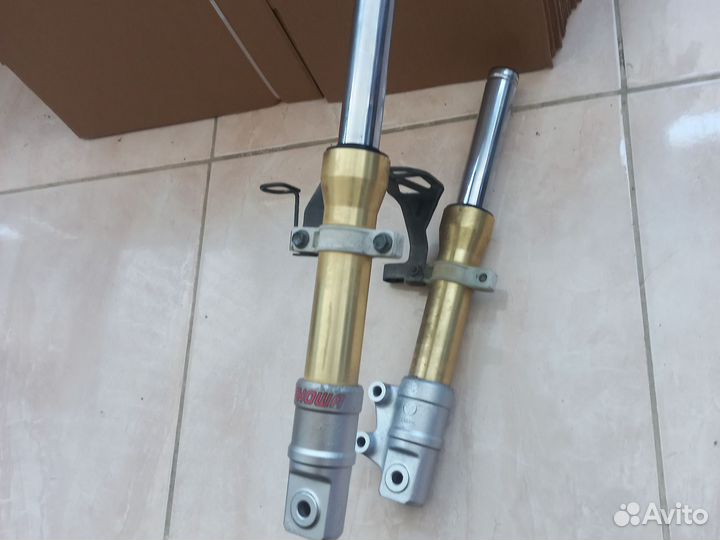 Передние амортизаторы showa suzuki inch UP sport
