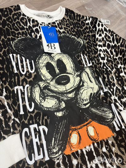 Кофта новая Микки Макс леопард 46/54