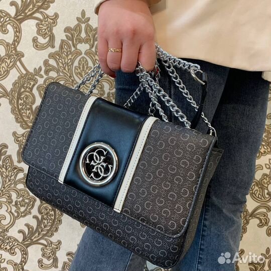 Сумка Guess