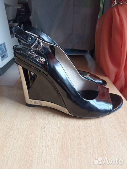 Обувь пакетом 36