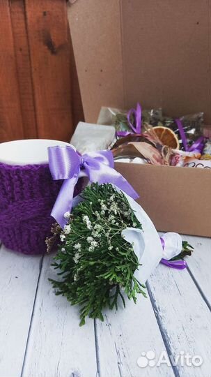 Подарок женщине