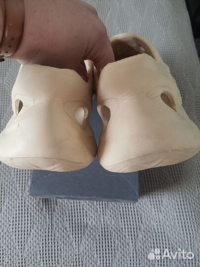 Yeezy Foam Runner Sand