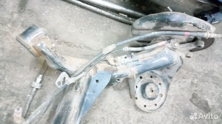 Балка задняя Hyundai solaris 1 седан.под диски