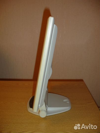 Монитор для компьютера Benq FP581 15 дюймов