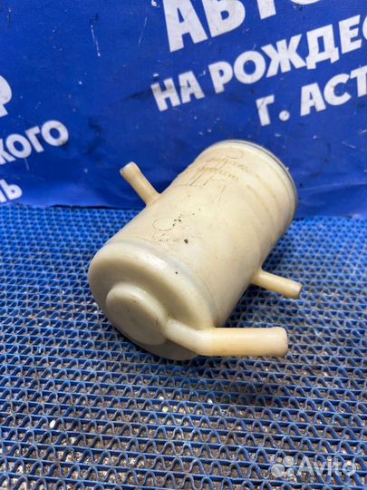 Бачок гидроусилителя Honda Accord 3 1990