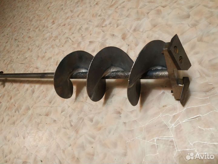 Ледобур титановый 130