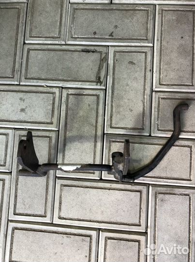 Подножка центральная Suzuki lets