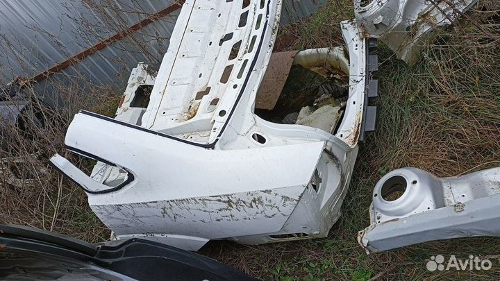 Форд Фокус 2 крыло заднее левое четверть седан 05г