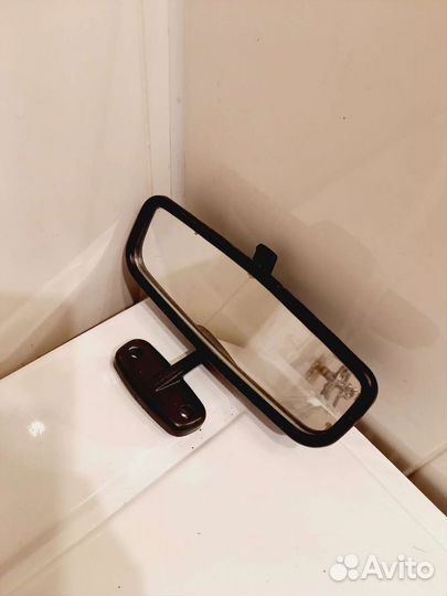 Зеркало заднего вида салонное