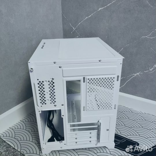 Корпус Аквариум Ginzzu V420